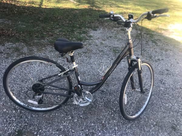 Good Specialized Crossroads step through - $350 (Fort Worth)