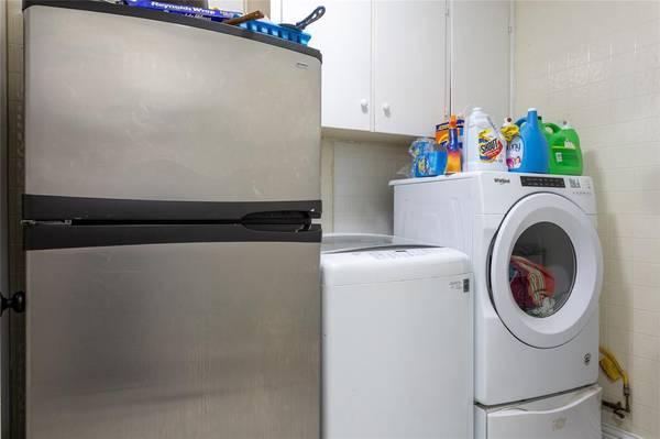 Charming Fully Remodeled Downtown Plano House for Rent–Prime Location (Plano)