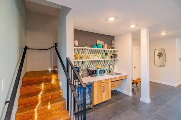 $865 / 275ft2 - Studio's Under $1000, On-Site Laundry Facility, Elevator