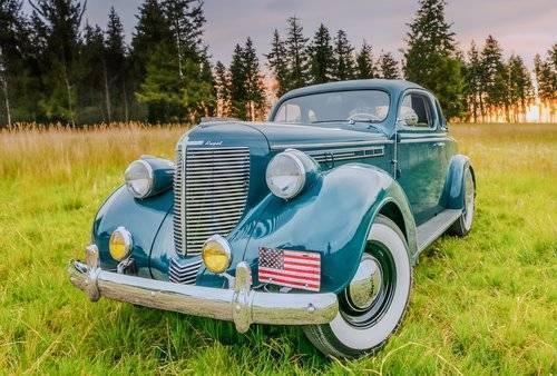 `1938 Chrysler royal 5 window coupe