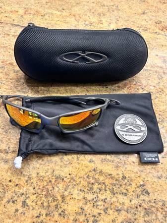 X-Squared Oakley - $800 (Valley View)