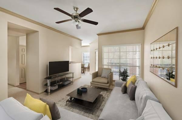 $1,350 / 1br - 799ft2 - Subletting apartment in 77042 (Houston)