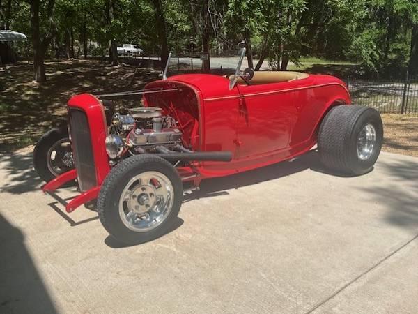 1932 Ford Highboy Roadster, GM 327 V/8, 3 Speed Automatic