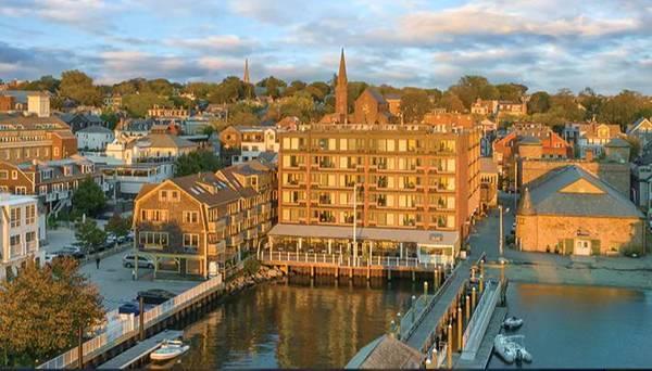 $1,499 / 1br - June 14-21 Rental WYNDHAM INN ON THE HARBOR RESORT IN NEWPORT, RI