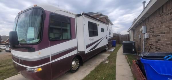 Motorhome class A. - $18,500 (Forney)