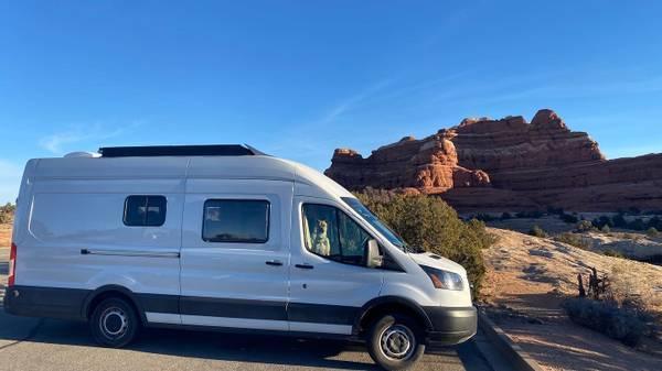 2019 Ford Transit 250 - High Top Extended
