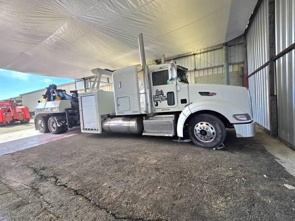 2012 Peterbilt 386 Tow Truck - $170,000 (richmond / point / annex)