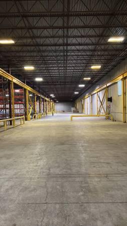 $1,950 / 1500ft2 - Stafford, TX (Houston) Warehouse for Rent - #1036 | 1,500-200,000 SF (Houston)