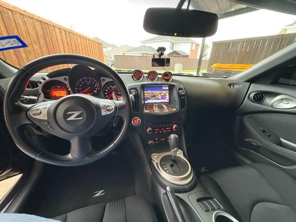 Nissan 370z sport tech package - $27,000 (Allen)