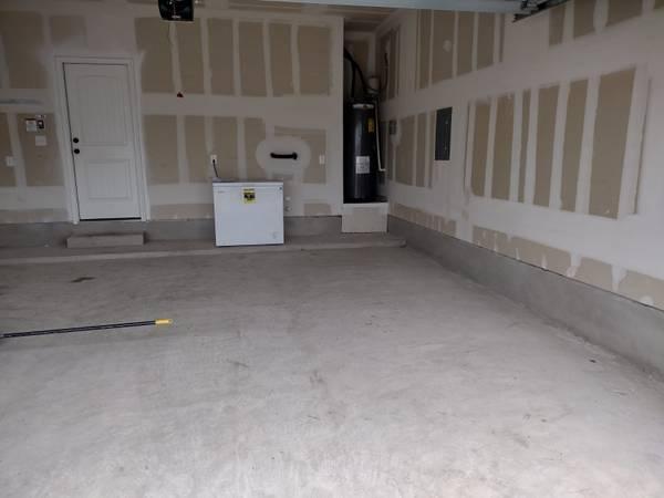 Husband & wife handyman services (Pflugerville)