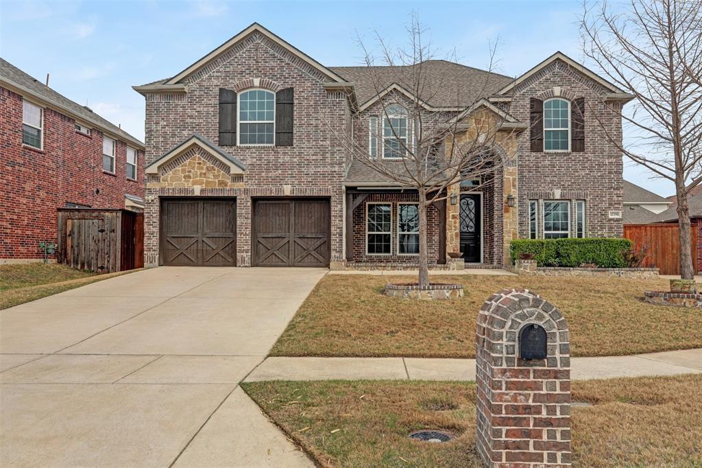 Frisco Luxury Home – 12350 Honeyflower Dr | 5 Beds, 4 Baths, Entertainer Backyard