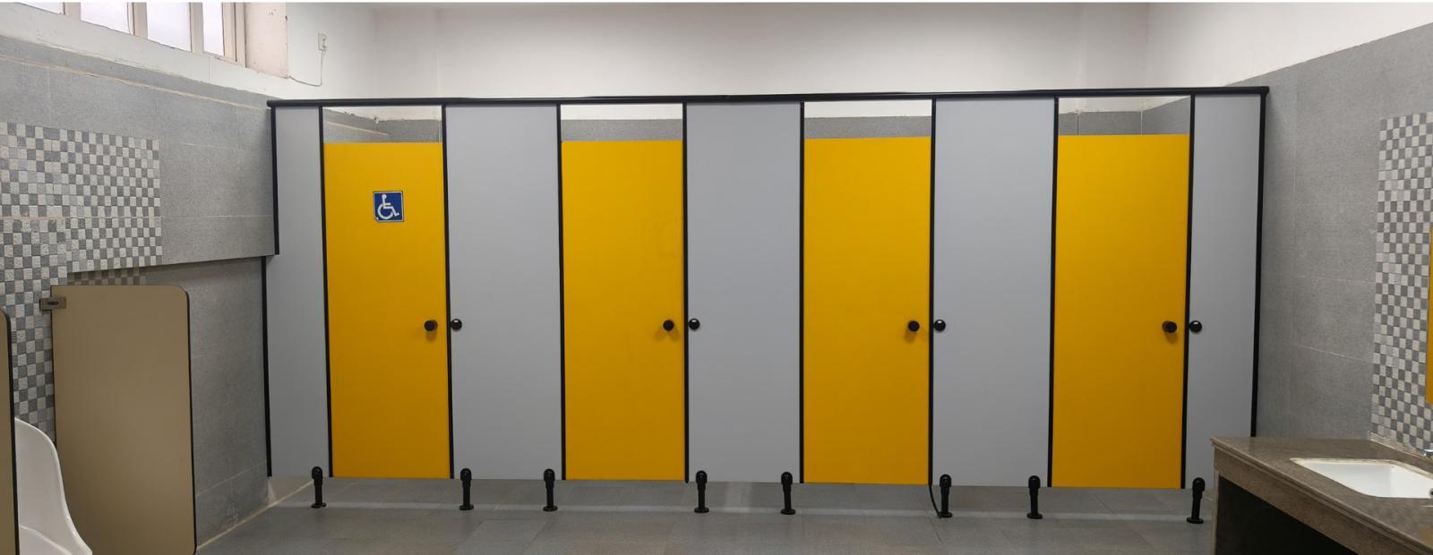 Professional Toilet Partition Manufacturers in Faridabad