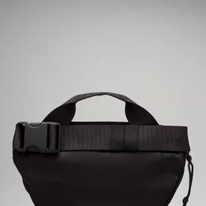 2.5L lululemon Men’s & Women’s All Day Essentials Belt Bag (Black) – $29 + Free Shipping