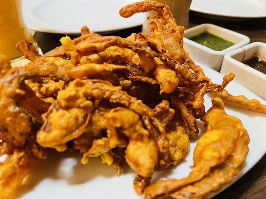 Experience Authentic Indian Cuisine at Taj Mahal Indian Restaurant & Bar in Dallas, TX