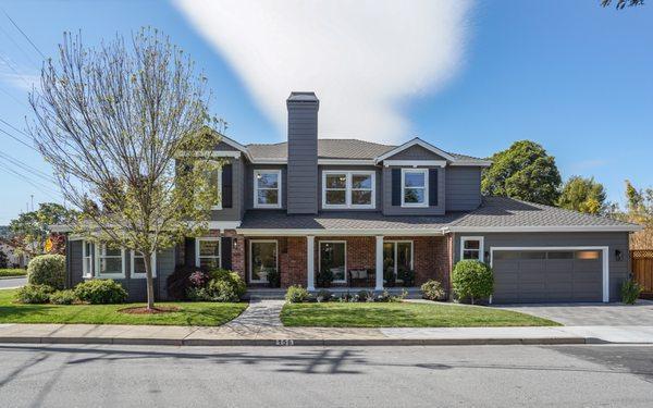 Top Real Estate Broker Laura Bertolacci at Sereno Real Estate in San Carlos, CA