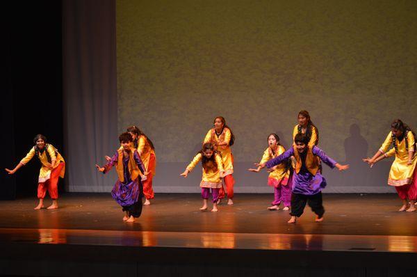 Discover the Best Dance Classes at Raagaleena Dance Academy in Irving, TX