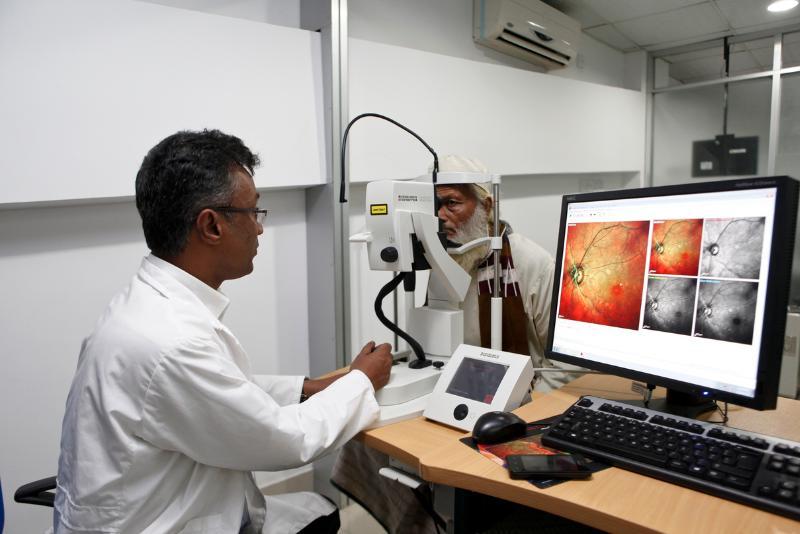 Dr. Narain – Vitreoretinal Specialist | South Bay Retina Eye Care & Surgery