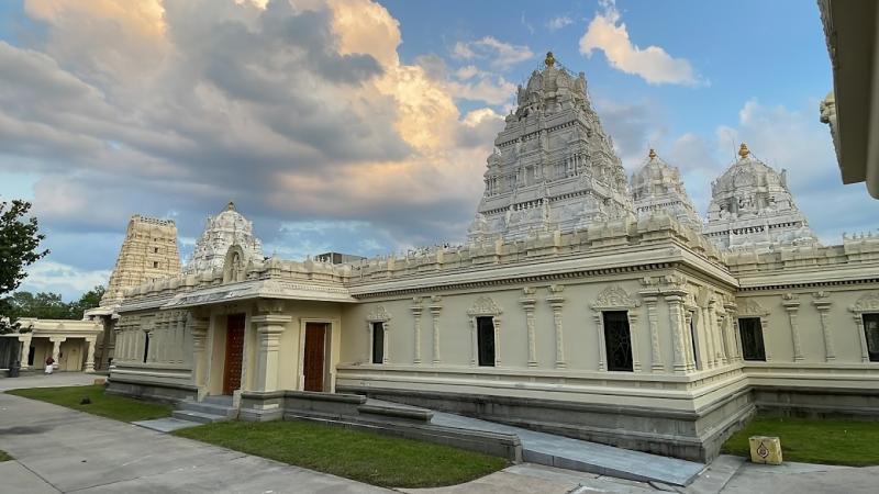 Sri Meenakshi Devasthanam Temple Hours in Pearland, TX