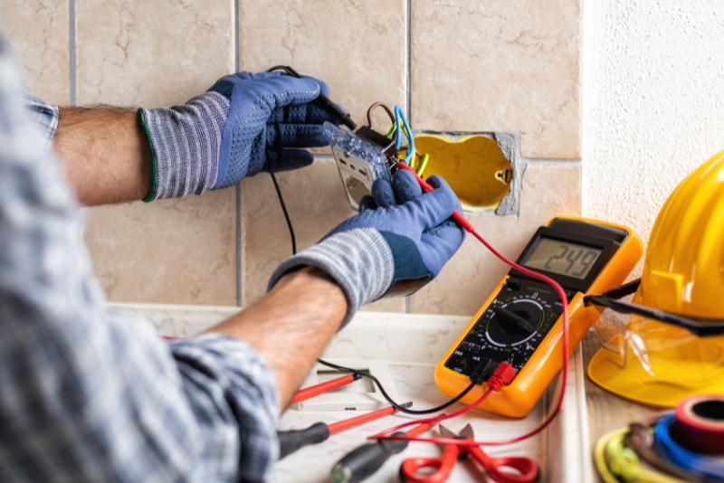 Top Electrical Contractors in Garland, TX - Pioneer Electrical