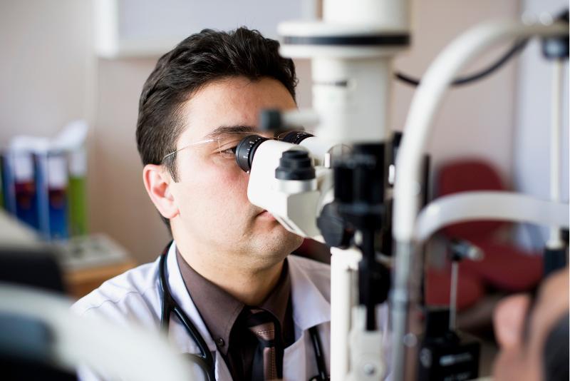 Dr. Raghunand Sastry, MD – Expert Ophthalmologist | Eye Care & Vision Specialist