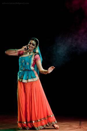 Nidhika Loomba Tuli - Kathak Dance Artist in Fairfax, VA