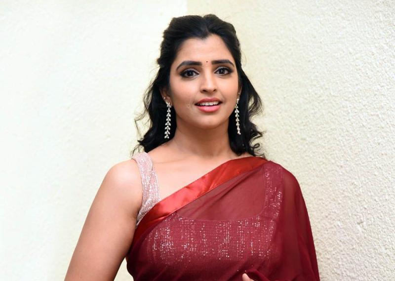 Bengaluru Rave Party: Anchor Syamala into Action