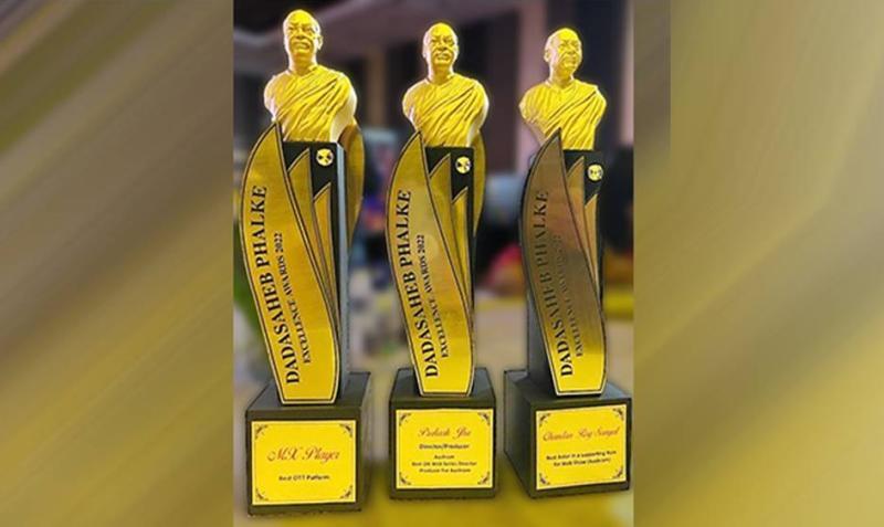 Too much nepotism flavour in Bollywood awards