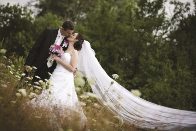 A Consumer Reports survey found that 78 percent of couples surveyed budgeted for their weddings, but almost two-thirds ended up overspending by at least 20 percent. PHOTO COURTESY METROGRAPHICS