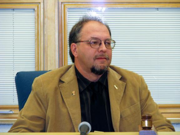 Board President Jeff Markovich