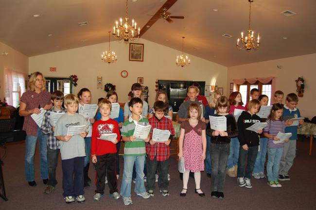 ELSA KERSCHNER/TIMES NEWS Members of the student council from Towamensing Elementary School visited Renee's Personal Care Home providing musical entertainment and Christmas treats.