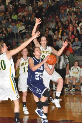 Updike's 'D'  plays key role