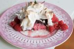 This Apr. 14, 2014 photo shows summer baked Alaska in Concord, N.H. (AP Photo/Matthew Mead)This Apr. 14, 2014 photo shows summer baked Alaska in Concord, N.H. (AP Photo/Matthew Mead)