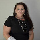 <span class="user-name "><span class="user-name__text">Angela Craig</span></span>