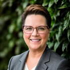 <span class="user-name "><span class="user-name__text">Lisa Radesi</span></span>