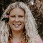 <span class="user-name "><span class="user-name__text">Anna Rogers</span></span>