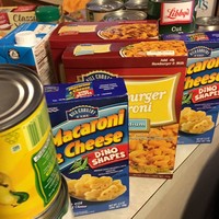 WHC of AACN Thanksgiving Gift Giving to Three Families