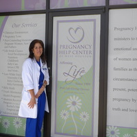 WHC Chapter President Laura Espinosa dropping off donations to Pregnancy Center