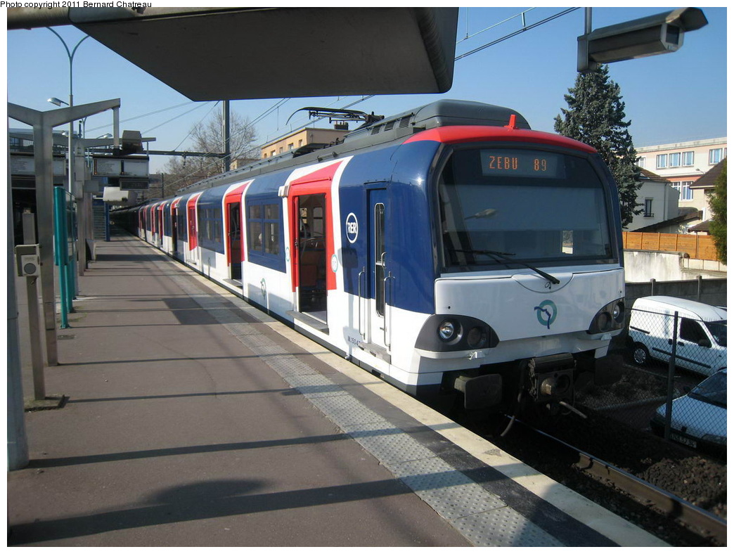 (305k, 1044x788) Country France City Paris System SNCF/Transilien Line RER A Location La