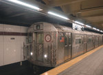www.nycsubway.org: R-38 (St. Louis Car)