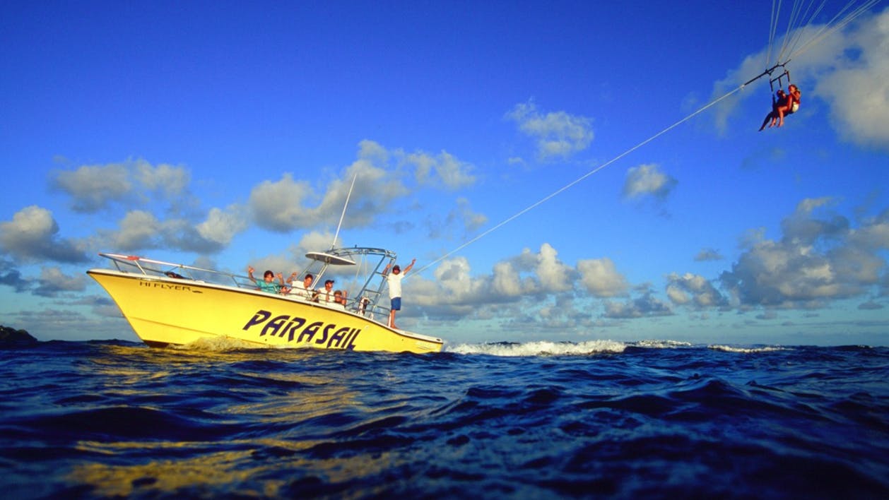 Product Waikiki Parasail