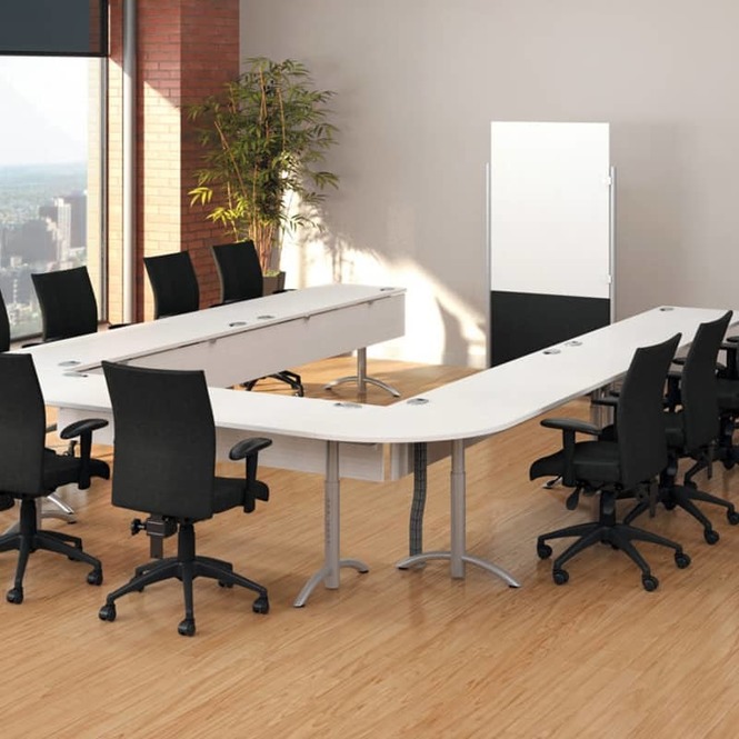 Photo of Academic collaborative tables by Logiflex, vue 2, available at Oburo in Montreal