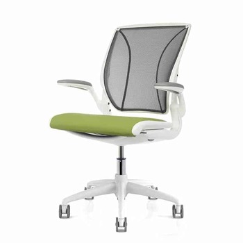 Photo of World multi-tasking chair by Humanscale Design Studio, vue 3, available at Oburo in Montreal