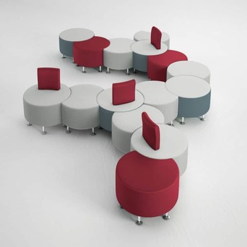 Photo of Clara modular chairs by Logiflex, vue 1, available at Oburo in Montreal