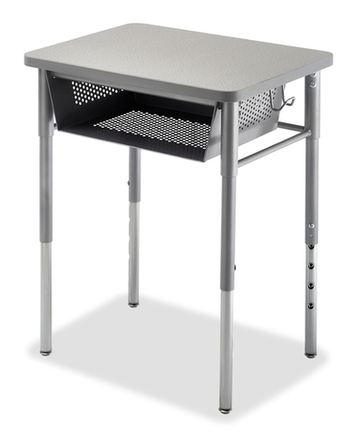 Photo of T-Rect Desk by Alumni, vue 2, available at Oburo in Montreal