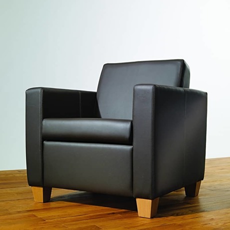 Photo of Lancelot Lounge and reception chair by Artopex, vue 6, available at Oburo in Montreal