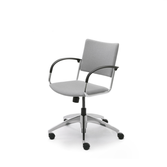 Photo of Multi-purpose chair with armrests and star base by Bouty, vue 1, available at Oburo in Montreal