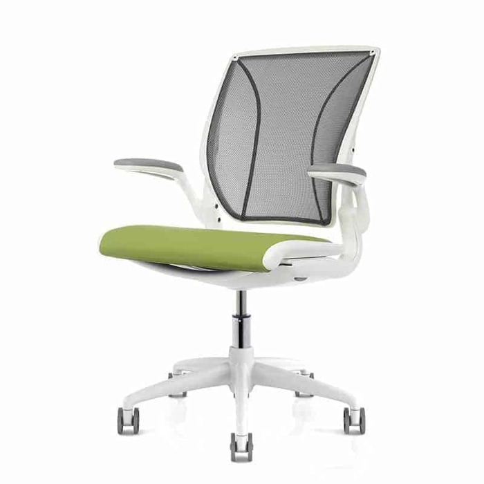 World multi-tasking chair by Humanscale Design Studio - Oburo