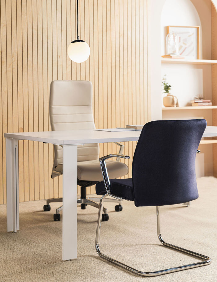 Agora II Elite Conference Table by Rouillard - Oburo