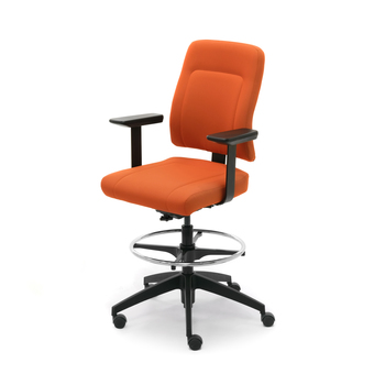 Photo of Ergonomic Zome stool with medium backrest and a foot ring by Bouty, vue 1, available at Oburo in Montreal