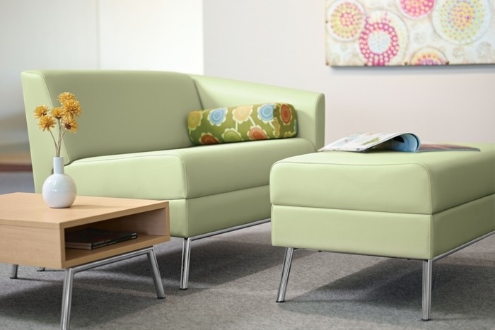 Wind Linear™ Tables by Global - Oburo